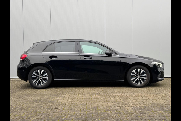 Mercedes-Benz A-Klasse A180 BUSINESS SOLUTION STOELVERWARMING FULLSCREEN DAB+ NAP HALF LEDER