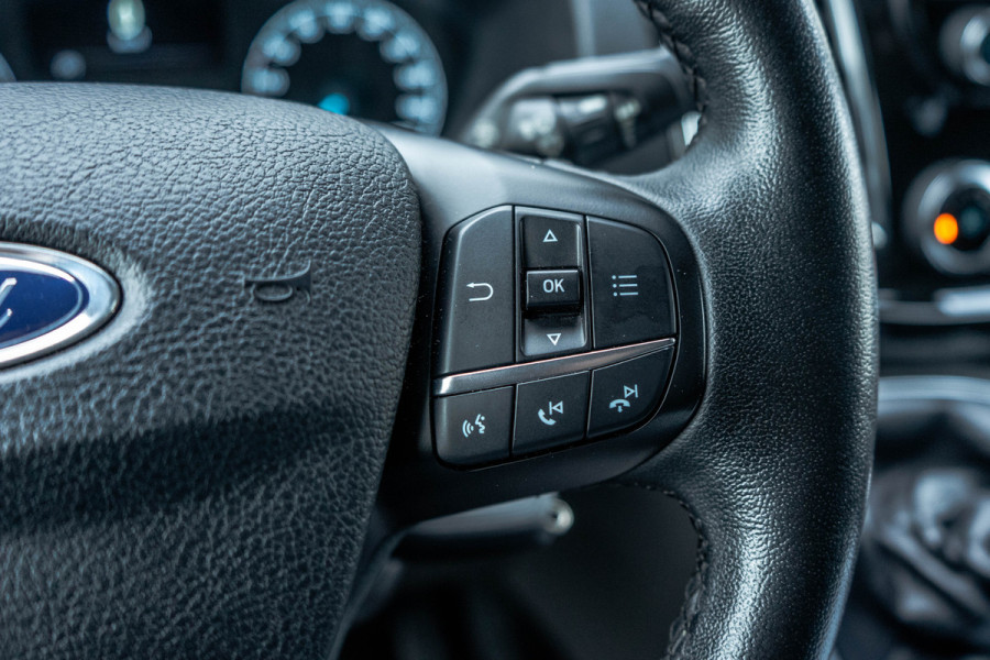 Ford Transit Custom 2.0 TDCI L1H1 Limited | 130PK | Carplay | Camera | Trekhaak | Cruise | Airco