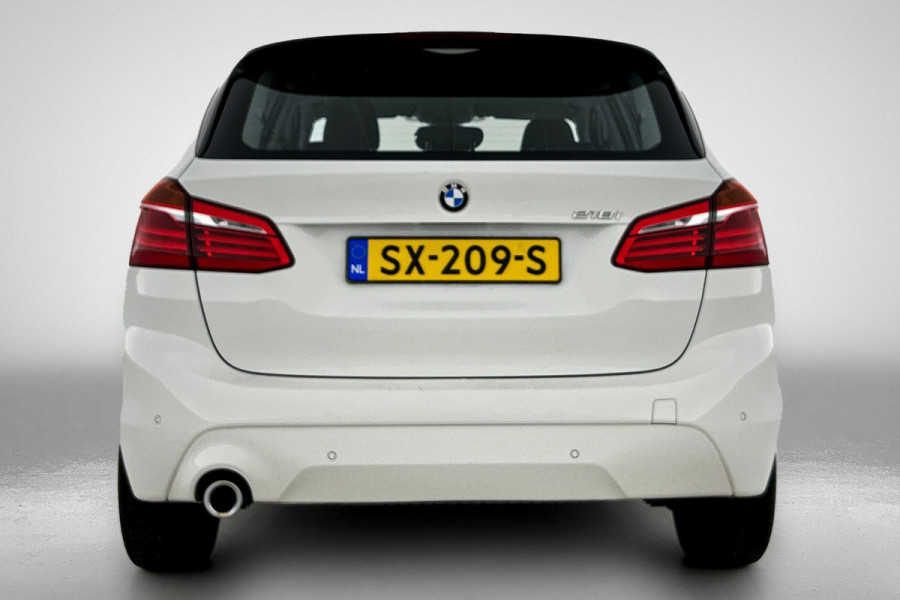 BMW 2 Serie Active Tourer 218i Executive Automaat (NAVIGATIE, PARKEERSENSOREN, LED, CLIMA, DEALER ONDERHOUDEN)