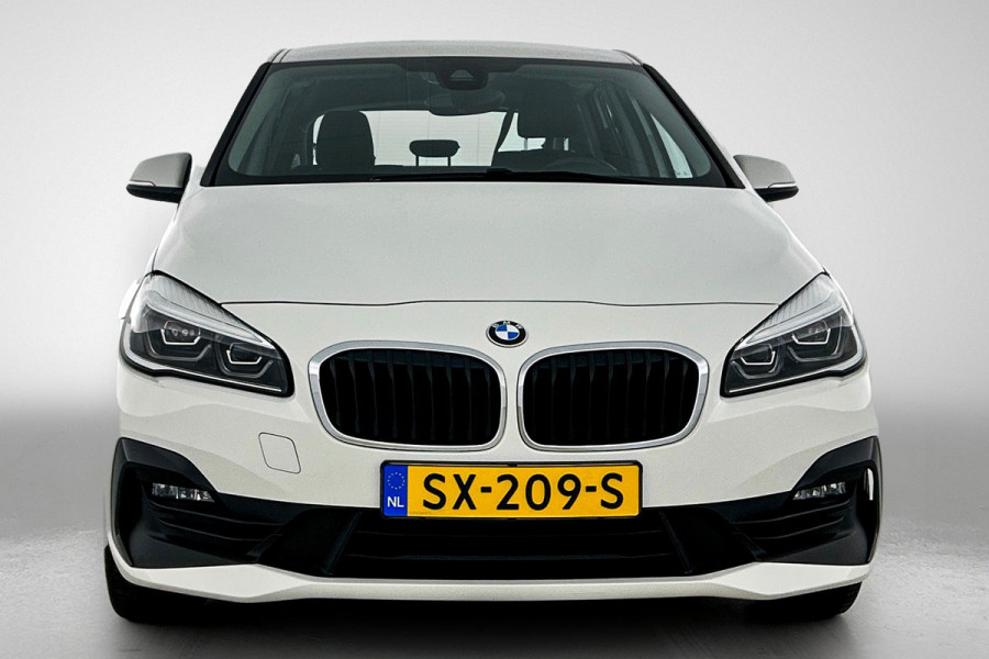 BMW 2 Serie Active Tourer 218i Executive Automaat (NAVIGATIE, PARKEERSENSOREN, LED, CLIMA, DEALER ONDERHOUDEN)