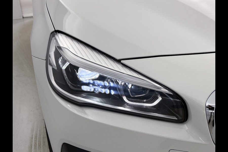 BMW 2 Serie Active Tourer 218i Executive Automaat (NAVIGATIE, PARKEERSENSOREN, LED, CLIMA, DEALER ONDERHOUDEN)