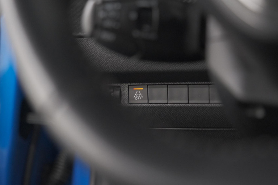 Peugeot 208 PureTech 100 EAT8 Allure Pack | Camera | Leer-Pakket | Stoelverwarming | Apple Carplay