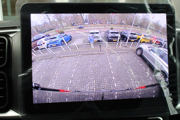 Peugeot Boxer 2.2 BlueHDi 180PK AUTOMAAT L4H2 3.5t HEAVY DUTY | TREKHAAK | PACK WINTER 2: (VERWARMBARE BESTUURDERSSTOEL/VOORRUIT/STANDKACHEL PROGAMEERBAAR) | PAKKET HANDSFREE & CENTRAL GLOVEBOX | ACHTERDEUREN 270° TE OPENEN | VOLWAARDIG RESERVEWIEL | PASSAGIERSSTOEL IN HOOGHTE VERSTELBAAR MET ARMSTEUN EN LENDESTEUN | TECHNO PLUS PAKKET: (10" TOUCHSCREEN MET APPLE CARPLAY EN ANDROID AUTO/CLIMATE CONTROL/EXTRA USB POORTEN/DRAADLOZE TELEFOONLADER/DIGITAAL INSTRUMENTENPANEEL) | NAVIGATIE |