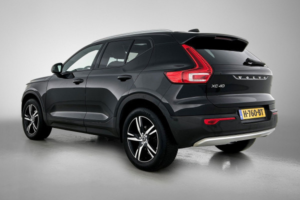 Volvo XC40 1.5 T3 Momentum Pro (PANORAMADAK, ELETK. WEGKLAPBARE TREKHAAK, 1e EIGENAAR, CAMERA, LED, SFEER, DEALER ONDERHOUDEN)