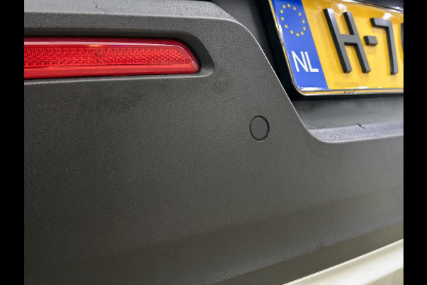 Volvo XC40 1.5 T3 Momentum Pro (PANORAMADAK, ELETK. WEGKLAPBARE TREKHAAK, 1e EIGENAAR, CAMERA, LED, SFEER, DEALER ONDERHOUDEN)