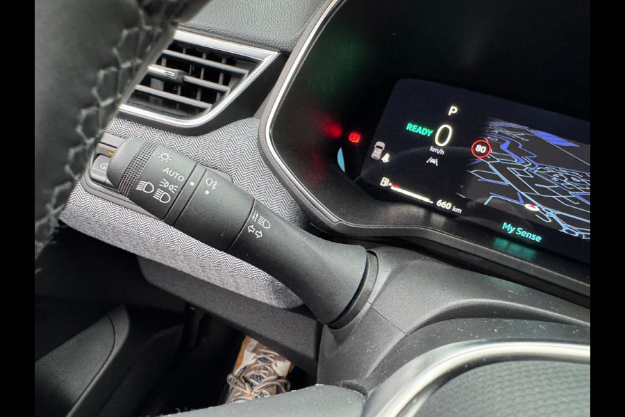 Renault Clio 1.6 E-Tech Full Hybrid 145 techno 360 camera / Groot navi / Virtual cockpit