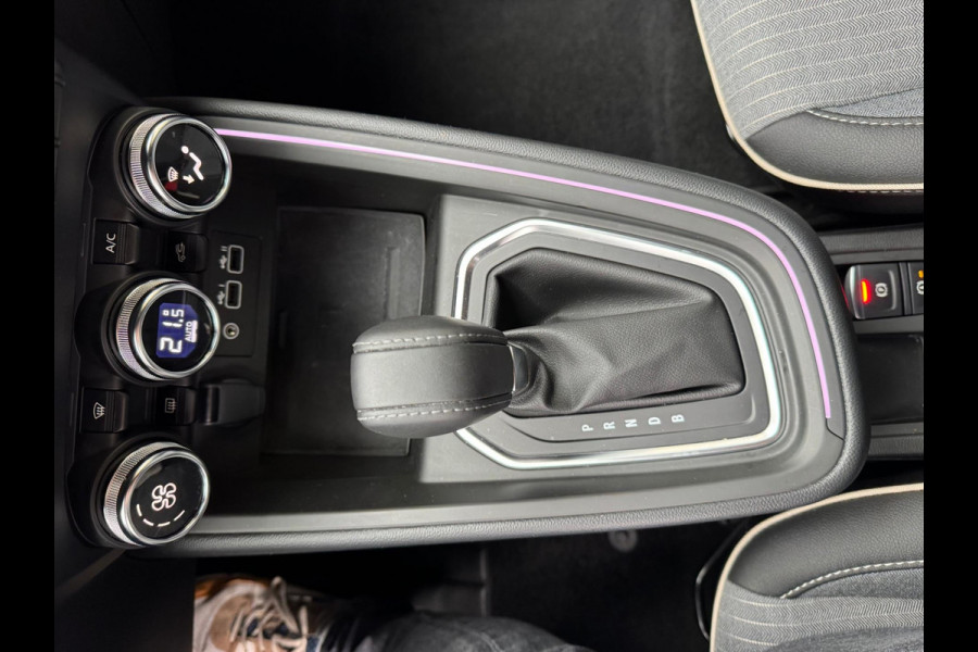 Renault Clio 1.6 E-Tech Full Hybrid 145 techno 360 camera / Groot navi / Virtual cockpit