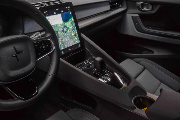 Polestar 2 Long Range Single Motor 78 kWh Pano 360 ° Pilot ACC Alcantara Stuurverwarming Memory seats Elektr. uitklapbare trekhaak Stoelverwarming voor & achter LM velgen