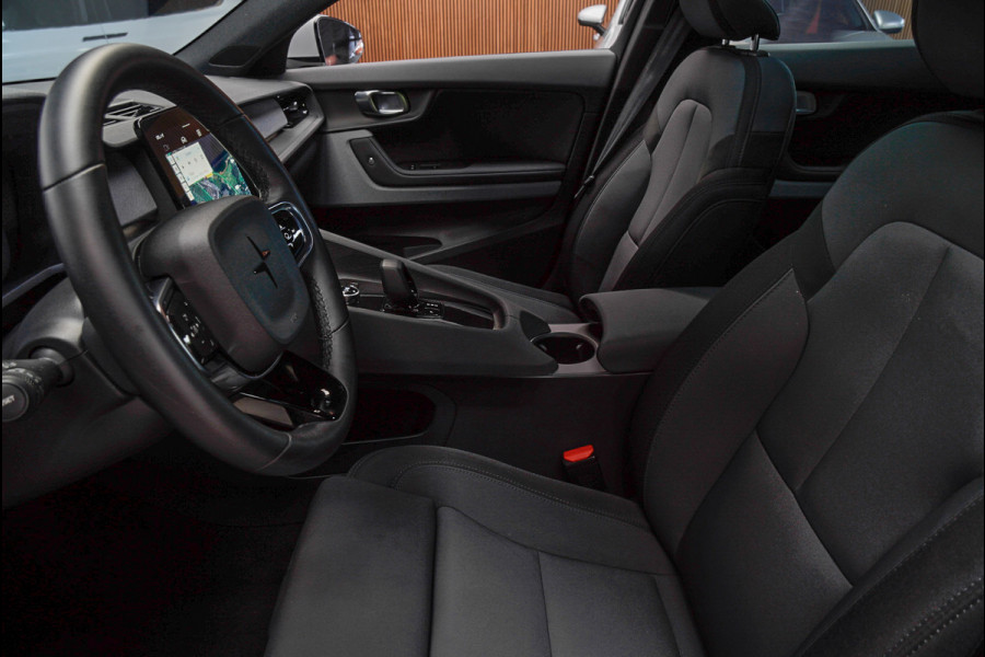 Polestar 2 Long Range Single Motor 78 kWh Pano 360 ° Pilot ACC Alcantara Stuurverwarming Memory seats Elektr. uitklapbare trekhaak Stoelverwarming voor & achter LM velgen