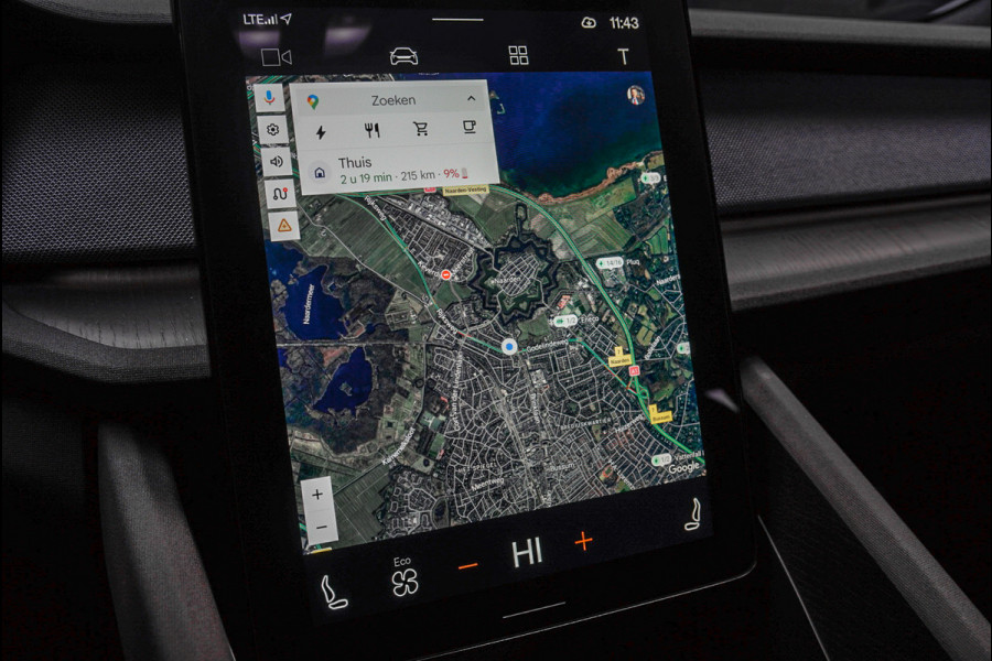 Polestar 2 Long Range Single Motor 78 kWh Pano 360 ° Pilot ACC Alcantara Stuurverwarming Memory seats Elektr. uitklapbare trekhaak Stoelverwarming voor & achter LM velgen