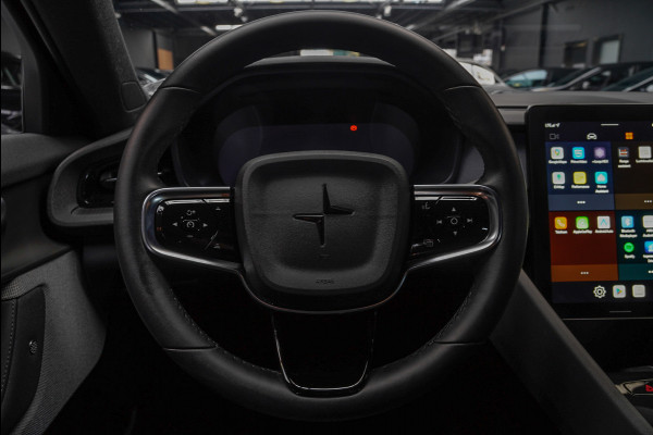 Polestar 2 Long Range Single Motor 78 kWh Pano 360 ° Pilot ACC Alcantara Stuurverwarming Memory seats Elektr. uitklapbare trekhaak Stoelverwarming voor & achter LM velgen