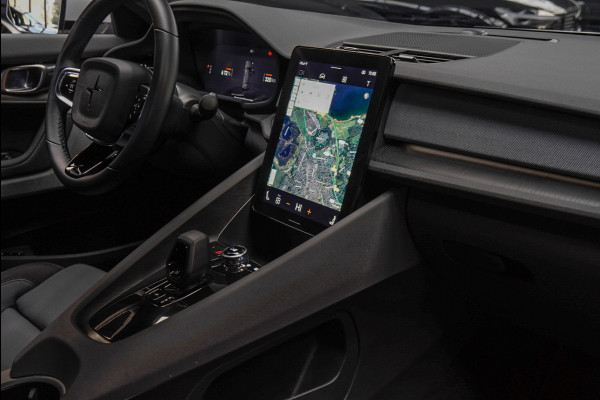 Polestar 2 Long Range Single Motor 78 kWh Pano 360 ° Pilot ACC Alcantara Stuurverwarming Memory seats Elektr. uitklapbare trekhaak Stoelverwarming voor & achter LM velgen
