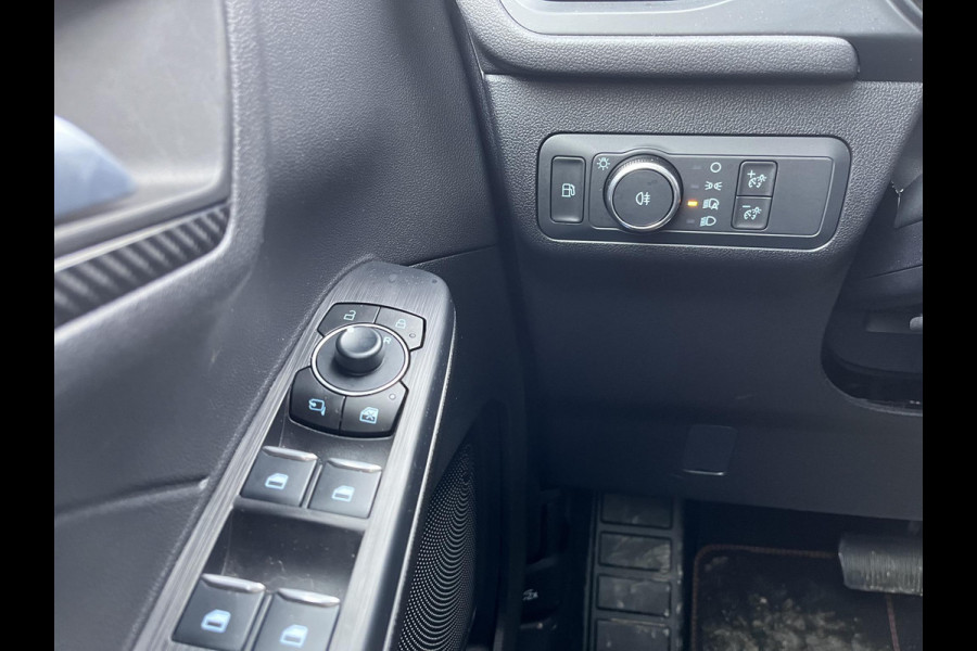 Ford Kuga 2.5 PHEV ST-Line | Orig. NL Auto |  Panoramadak | Winter Pack | Head up Display | Adaptive LED