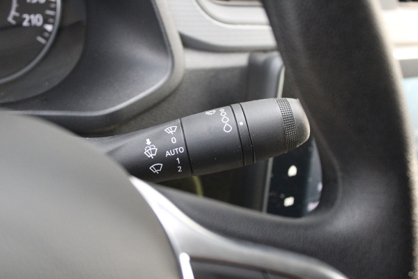 Renault Express 1.5 dCi 95 Comfort + 95pk - Carplay - Camera - Cruise - Airco - Hout - Rijklaar