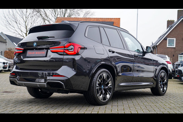 BMW iX3 High Executive 80 kWh | Panorama | incl. BTW | Assisted Driving | Adaptieve Cruise control | Luxe Leder | Stoelverwarming