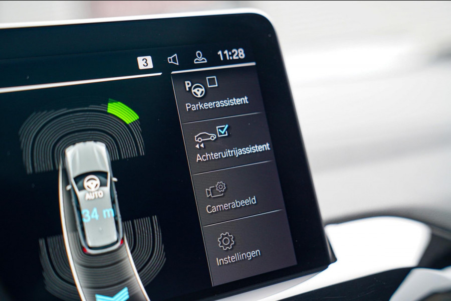 BMW iX3 High Executive 80 kWh | Panorama | incl. BTW | Assisted Driving | Adaptieve Cruise control | Luxe Leder | Stoelverwarming