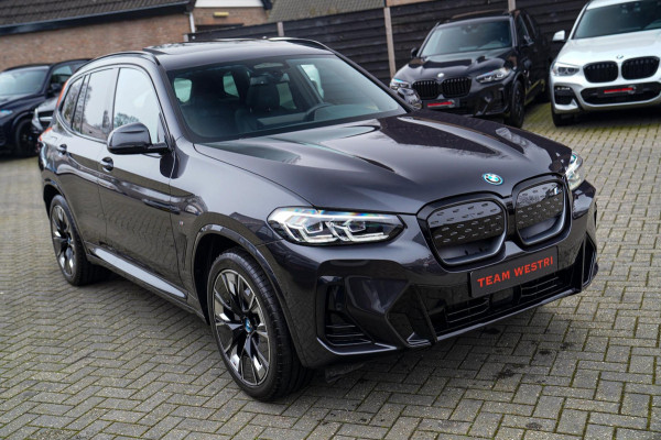 BMW iX3 High Executive 80 kWh | Panorama | incl. BTW | Assisted Driving | Adaptieve Cruise control | Luxe Leder | Stoelverwarming