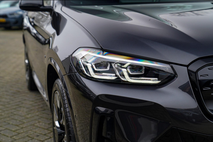 BMW iX3 High Executive 80 kWh | Panorama | incl. BTW | Assisted Driving | Adaptieve Cruise control | Luxe Leder | Stoelverwarming