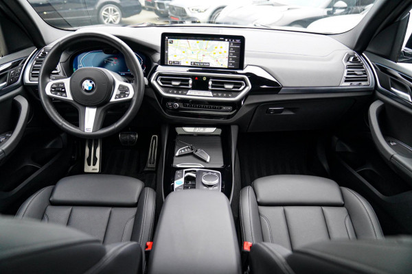 BMW iX3 High Executive 80 kWh | Panorama | incl. BTW | Assisted Driving | Adaptieve Cruise control | Luxe Leder | Stoelverwarming