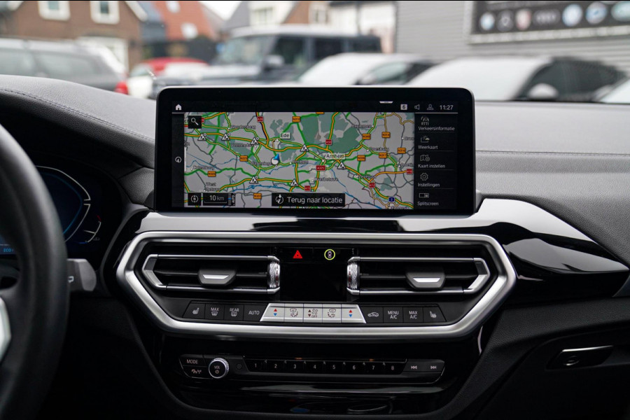 BMW iX3 High Executive 80 kWh | Panorama | incl. BTW | Assisted Driving | Adaptieve Cruise control | Luxe Leder | Stoelverwarming