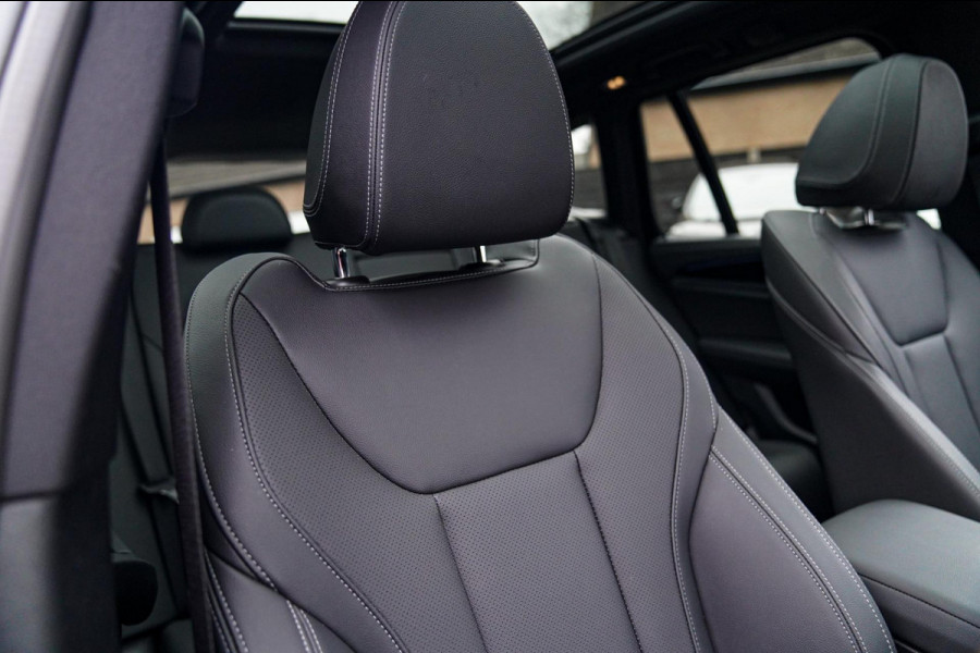 BMW iX3 High Executive 80 kWh | Panorama | incl. BTW | Assisted Driving | Adaptieve Cruise control | Luxe Leder | Stoelverwarming