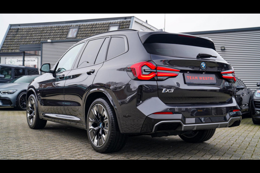 BMW iX3 High Executive 80 kWh | Panorama | incl. BTW | Assisted Driving | Adaptieve Cruise control | Luxe Leder | Stoelverwarming
