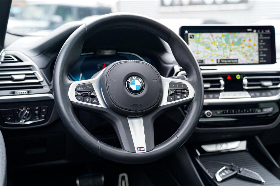 BMW iX3 High Executive 80 kWh | Panorama | incl. BTW | Assisted Driving | Adaptieve Cruise control | Luxe Leder | Stoelverwarming