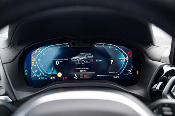 BMW iX3 High Executive 80 kWh | Panorama | incl. BTW | Assisted Driving | Adaptieve Cruise control | Luxe Leder | Stoelverwarming