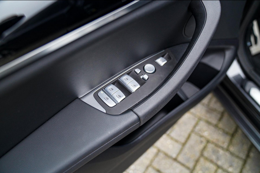 BMW iX3 High Executive 80 kWh | Panorama | incl. BTW | Assisted Driving | Adaptieve Cruise control | Luxe Leder | Stoelverwarming