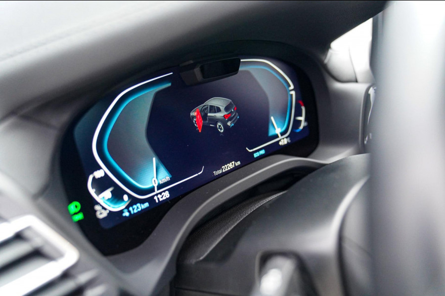 BMW iX3 High Executive 80 kWh | Panorama | incl. BTW | Assisted Driving | Adaptieve Cruise control | Luxe Leder | Stoelverwarming