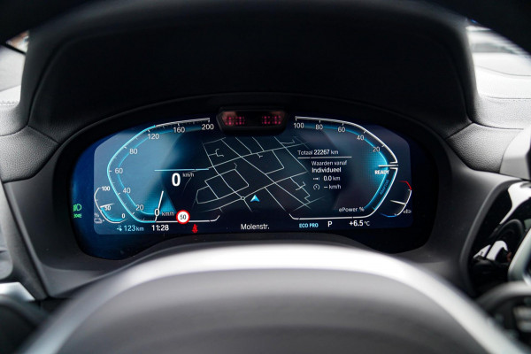 BMW iX3 High Executive 80 kWh | Panorama | incl. BTW | Assisted Driving | Adaptieve Cruise control | Luxe Leder | Stoelverwarming