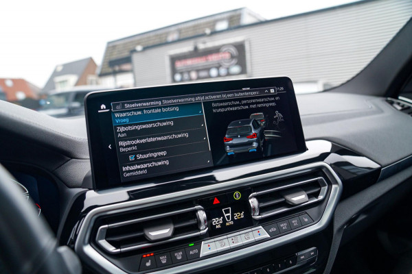 BMW iX3 High Executive 80 kWh | Panorama | incl. BTW | Assisted Driving | Adaptieve Cruise control | Luxe Leder | Stoelverwarming