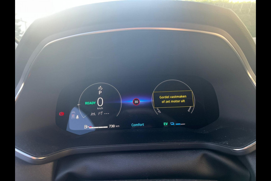 Mitsubishi ASX 1.6 HEV AT First Edition