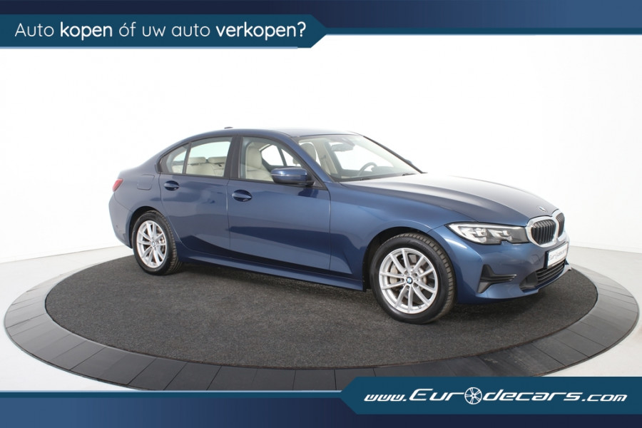BMW 3-serie 330e Business Edition Plus *1ste Eigenaar*Navigatie*Park assist*