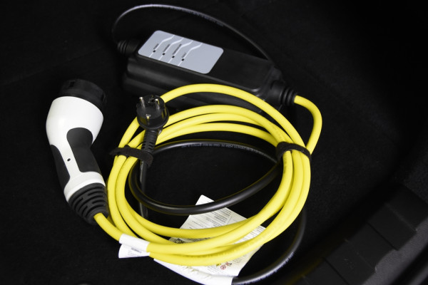 BMW 3-serie 330e Business Edition Plus *1ste Eigenaar*Navigatie*Park assist*