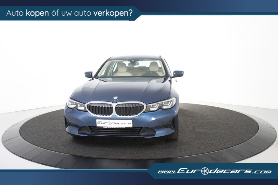 BMW 3-serie 330e Business Edition Plus *1ste Eigenaar*Navigatie*Park assist*