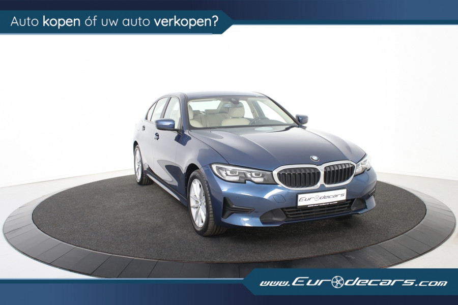 BMW 3-serie 330e Business Edition Plus *1ste Eigenaar*Navigatie*Park assist*