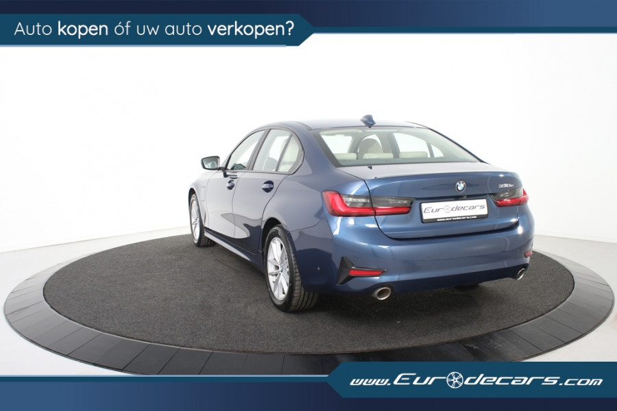 BMW 3-serie 330e Business Edition Plus *1ste Eigenaar*Navigatie*Park assist*