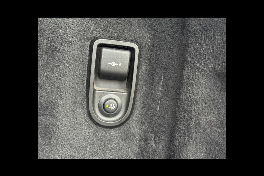 BMW 5 Serie Touring 520d Executive - Trekhaak - Keyless -LED