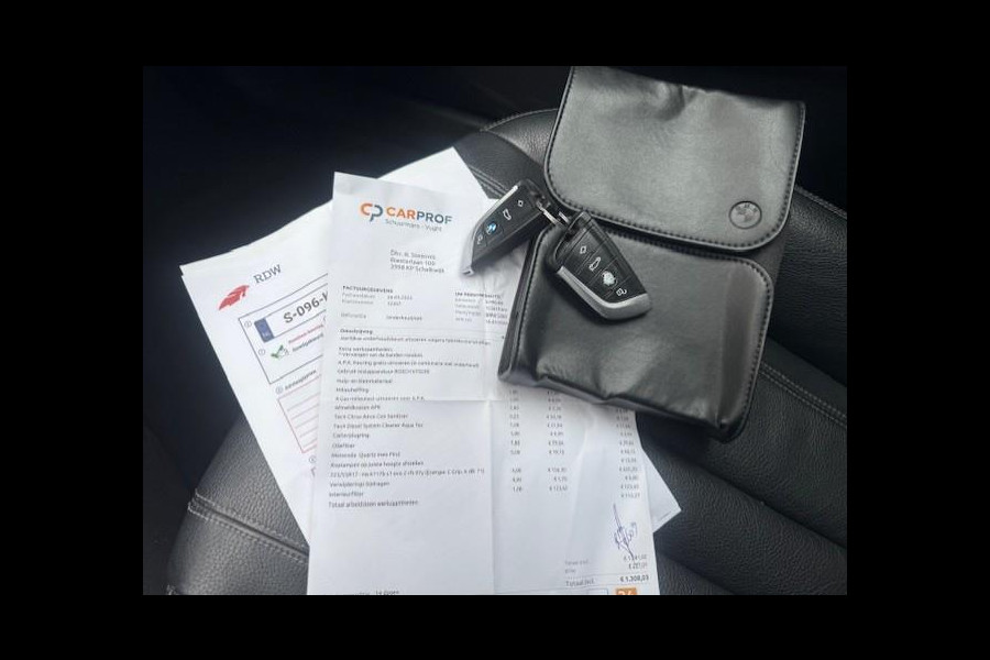 BMW 5 Serie Touring 520d Executive - Trekhaak - Keyless -LED