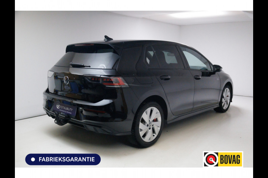 Volkswagen Golf 1.5 eHybrid GTE Black 272 PK automaat | IQ Led | Elec. trekhaak | Headup | Stoel- & stuurverw. | PDC V + A, Camera, App. connect, Navigatie, 131 KM actieradius (WLTP)