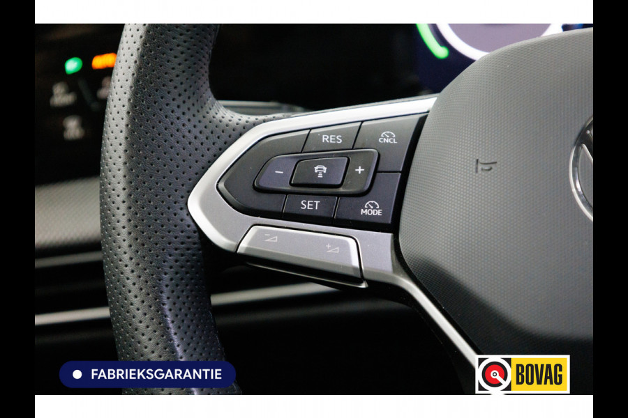 Volkswagen Golf 1.5 eHybrid GTE Black 272 PK automaat | IQ Led | Elec. trekhaak | Headup | Stoel- & stuurverw. | PDC V + A, Camera, App. connect, Navigatie, 131 KM actieradius (WLTP)