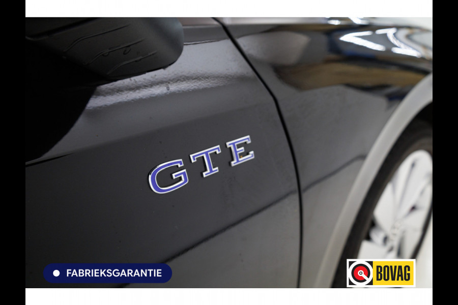 Volkswagen Golf 1.5 eHybrid GTE Black 272 PK automaat | IQ Led | Elec. trekhaak | Headup | Stoel- & stuurverw. | PDC V + A, Camera, App. connect, Navigatie, 131 KM actieradius (WLTP)