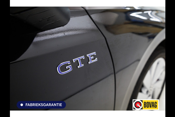 Volkswagen Golf 1.5 eHybrid GTE Black 272 PK automaat | IQ Led | Elec. trekhaak | Headup | Stoel- & stuurverw. | PDC V + A, Camera, App. connect, Navigatie, 131 KM actieradius (WLTP)