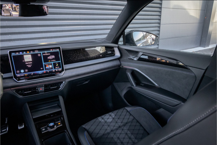 Volkswagen Tayron 1.5 eHybrid 272pk R-Line Edition Black Style