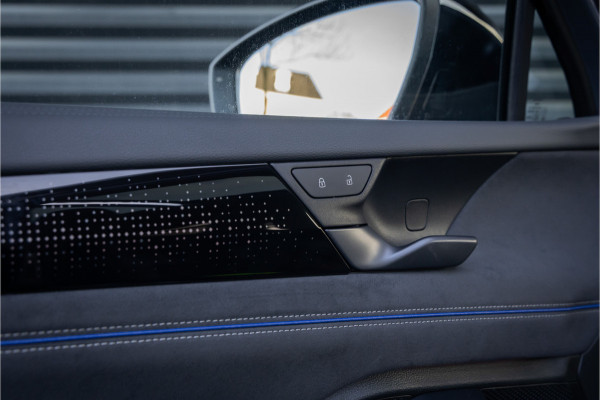 Volkswagen Tayron 1.5 eHybrid 272pk R-Line Edition Black Style