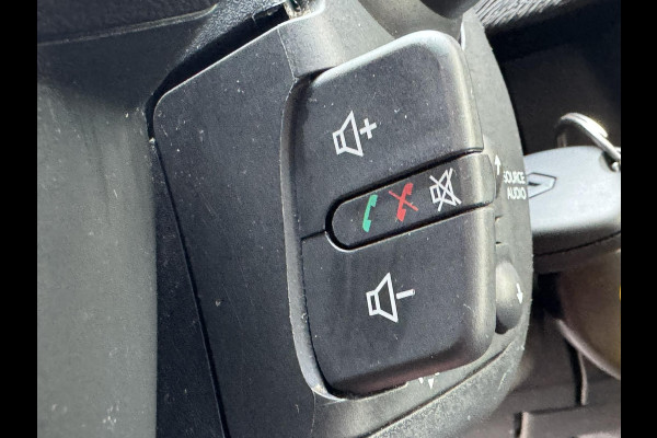 Renault Kangoo Z.E. Dealeronderhouden SOH 90% Airco Cruise control Navigatie Radio/CD Parkeersensoren achter Schuifdeur rechts