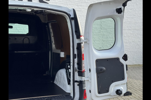 Renault Kangoo Z.E. Dealeronderhouden SOH 90% Airco Cruise control Navigatie Radio/CD Parkeersensoren achter Schuifdeur rechts