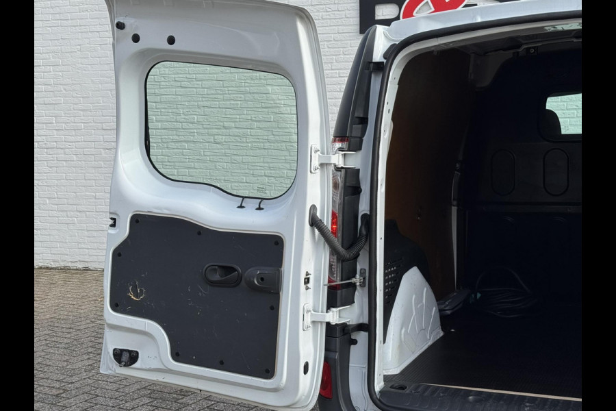 Renault Kangoo Z.E. Dealeronderhouden SOH 90% Airco Cruise control Navigatie Radio/CD Parkeersensoren achter Schuifdeur rechts