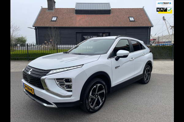 Mitsubishi Eclipse Cross 2.4 PHEV 188Pk Plug-in Hybride Intense+ Navigatie Camera Trekhaak